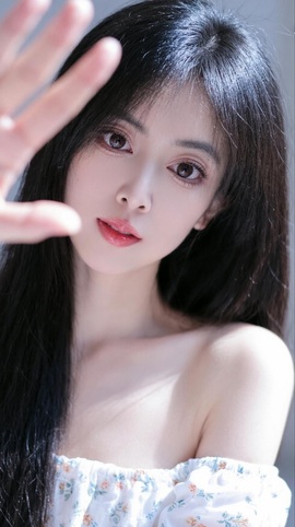 热舞倾城静静的图片
