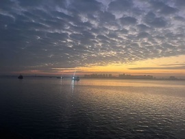 小朝阳・午夜档的图片