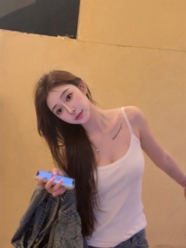新来的抱抱馨💌的图片