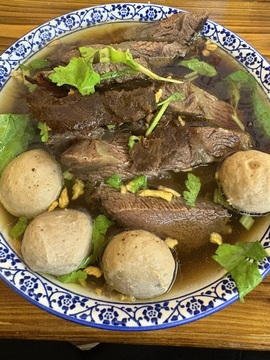 叫我靓仔呀的图片