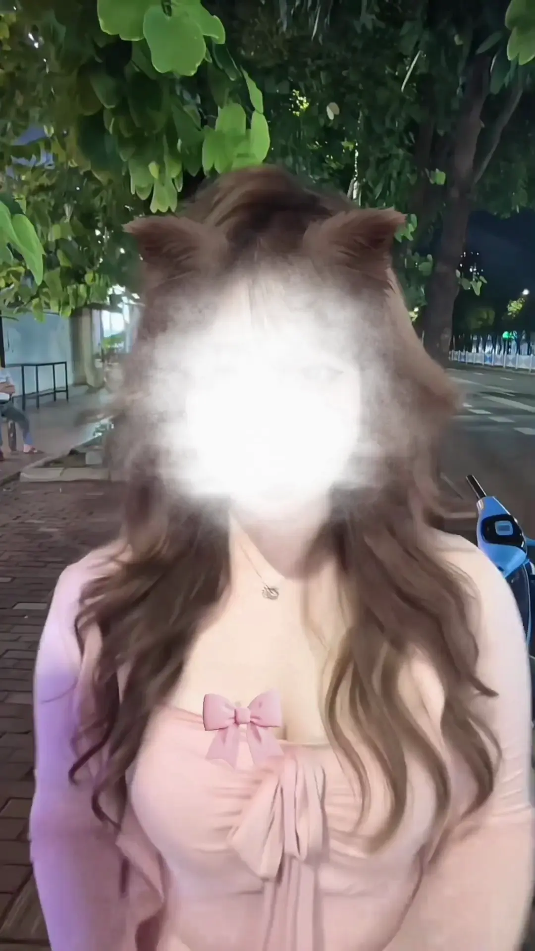 窝的思念似六月里的小