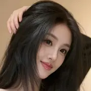╰温柔的ღ笑╰