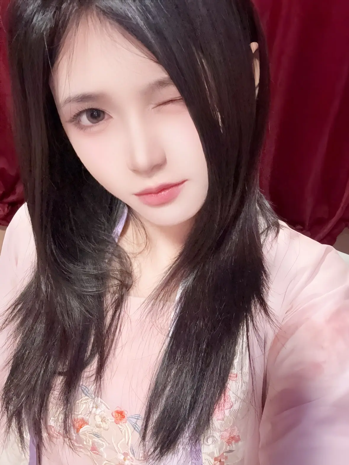 诗诗（海斗版）主播图片
