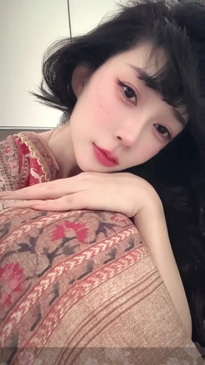 好羡慕别的小孩有家长