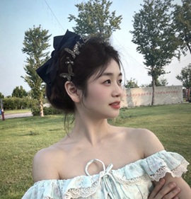 笑笑七点的图片