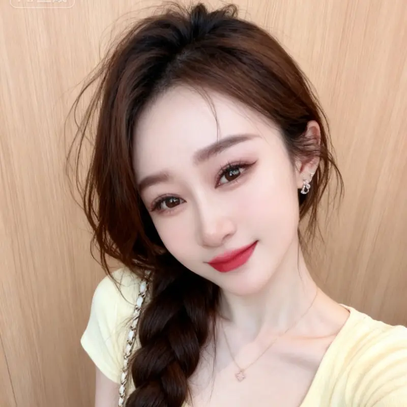 媛媛ღ．・゜