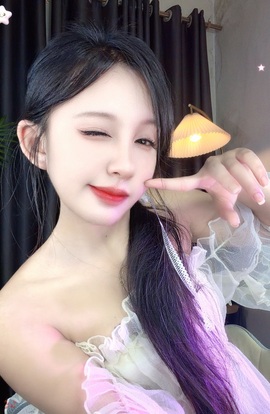 新人小鱼老师主播照片