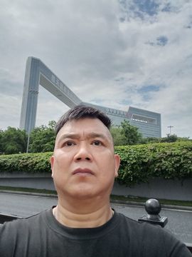 换个角度看我是男神王的图片