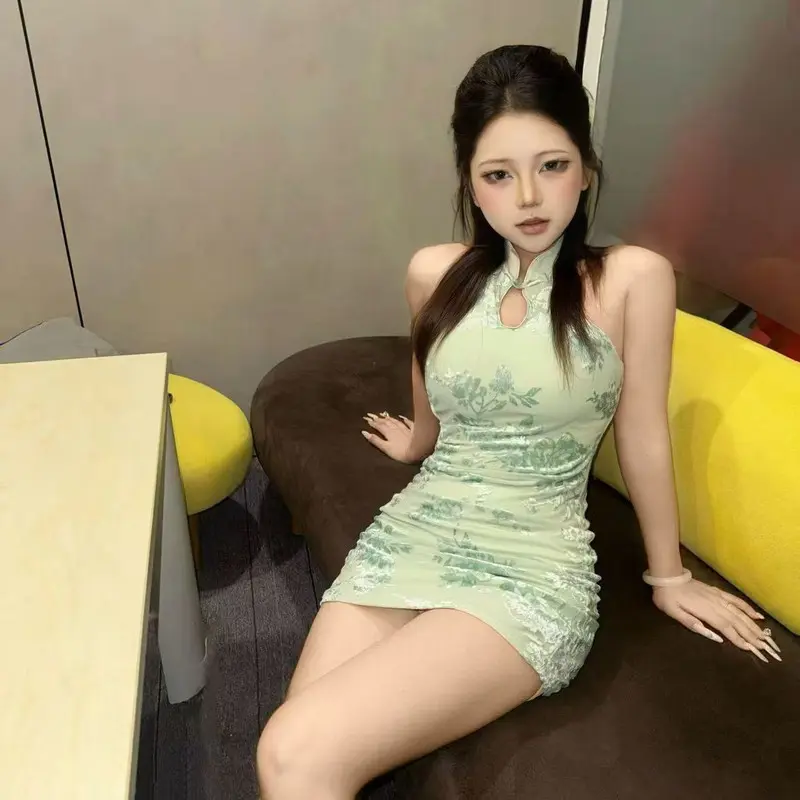 小爱肉肉🙈的直播间